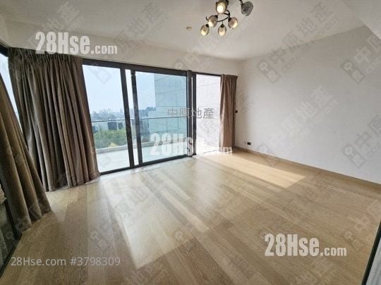 Peak Castle Rental 3,231 ft²