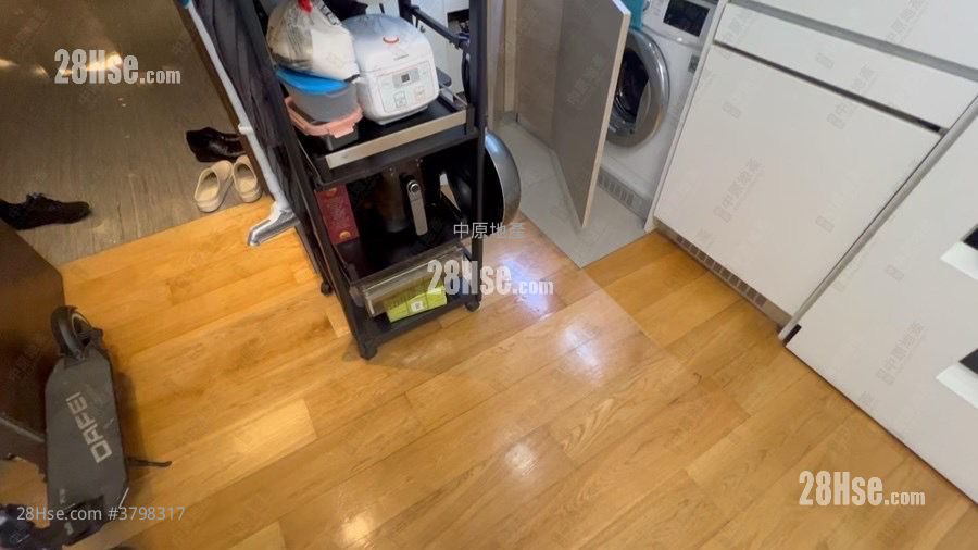 The Reach Sell 2 Bedrooms 443 ft²