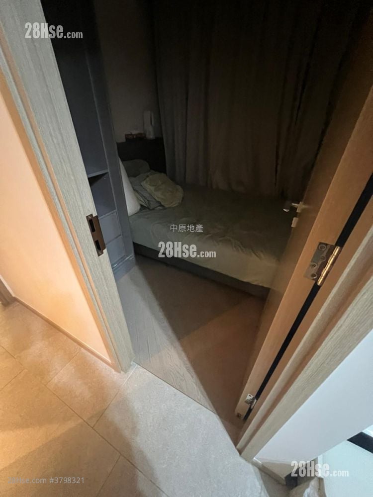 The Yoho Hub Sell 2 Bedrooms 492 ft²