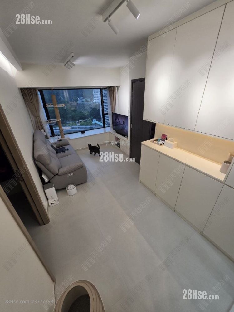 Chuang's Heights Sell 2 Bedrooms , 1 Bathroom 353 ft²