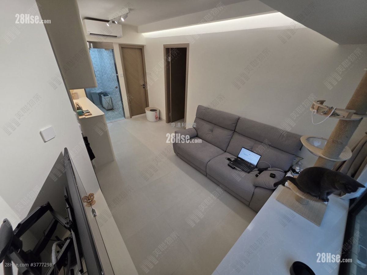 Chuang's Heights Sell 2 Bedrooms , 1 Bathroom 353 ft²