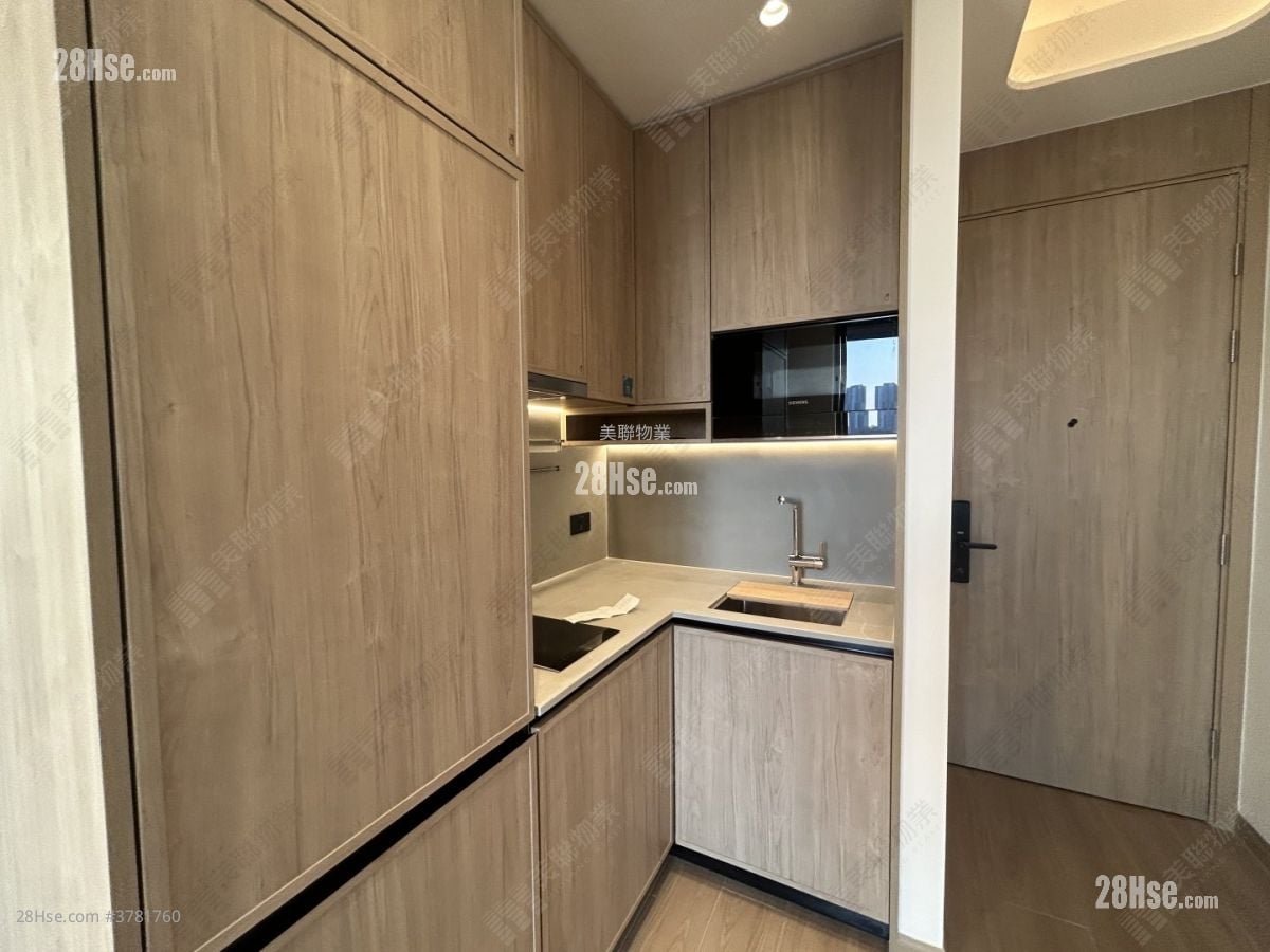 朗天峰 租盘 2 房 , 1 浴室 359 平方尺