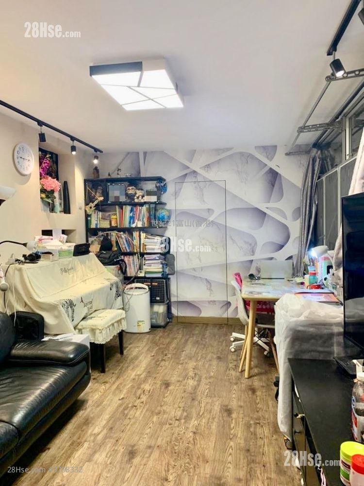 采颐花园 售盘 3 房 , 2 浴室 584 平方尺