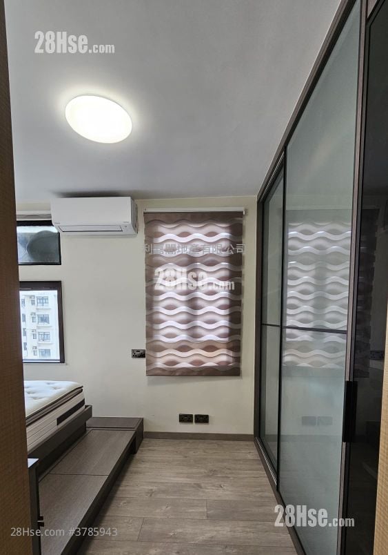 Heng Fa Chuen Sell 3 Bedrooms 615 ft²