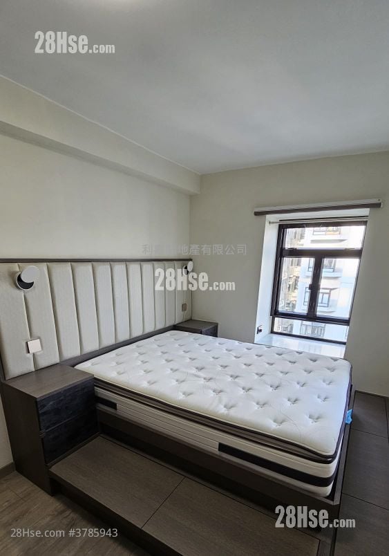 Heng Fa Chuen Sell 3 Bedrooms 615 ft²