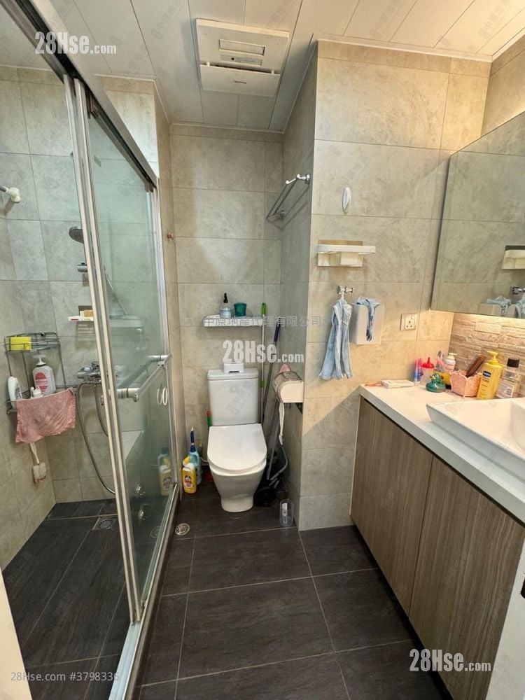 Rambler Crest Rental 2 Bedrooms , 1 Bathroom 451 ft²