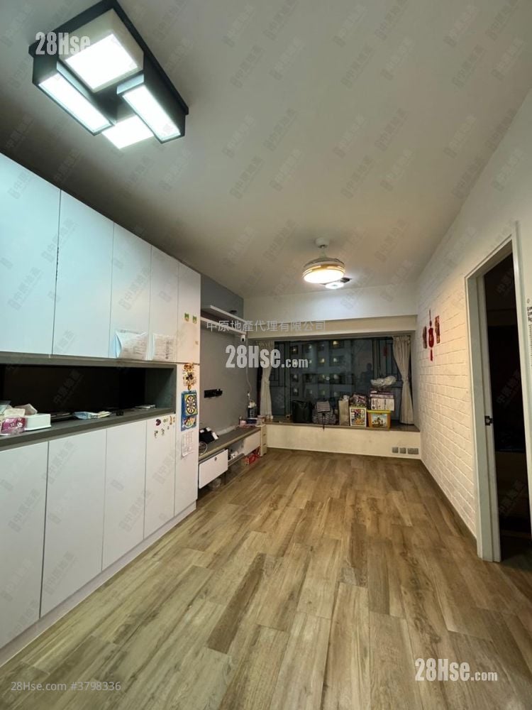 Rambler Crest Rental 2 Bedrooms , 1 Bathroom 451 ft²