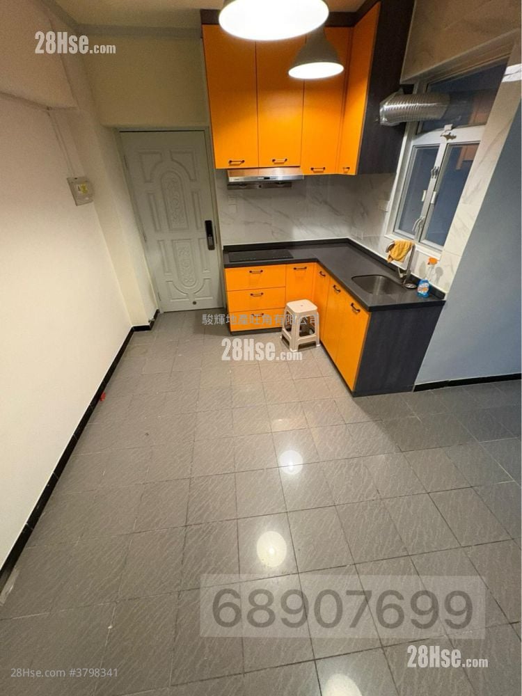 Capital Building Rental 2 Bedrooms , 1 Bathroom 490 ft²