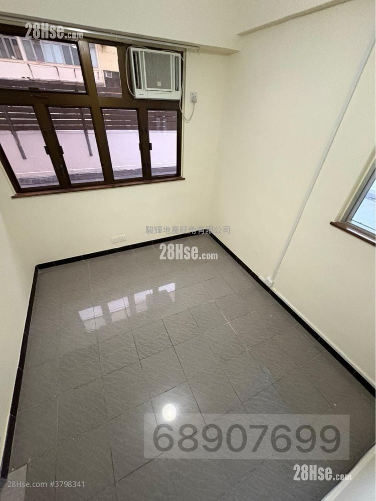 Capital Building Rental 2 Bedrooms , 1 Bathroom 490 ft²