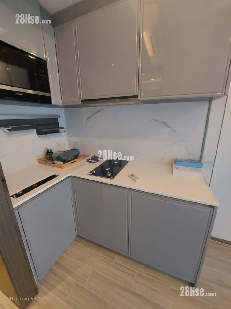 Novum Point Rental Studio , 1 Bathroom 181 ft²