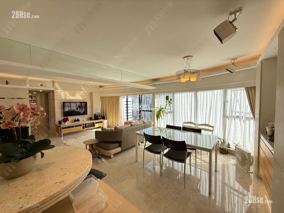 Parc Regal Sell 3 Bedrooms , 2 Bathrooms 676 ft²