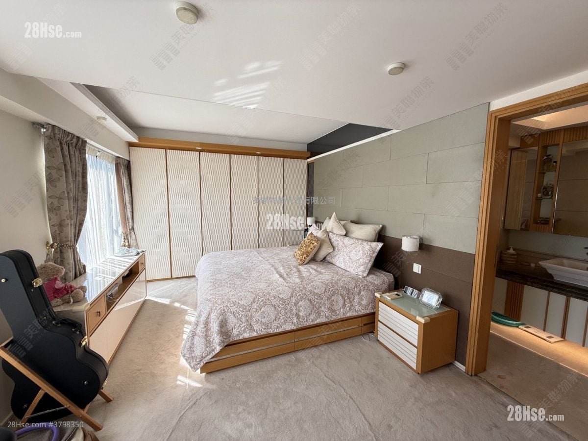 Parc Regal Sell 3 Bedrooms , 2 Bathrooms 676 ft²