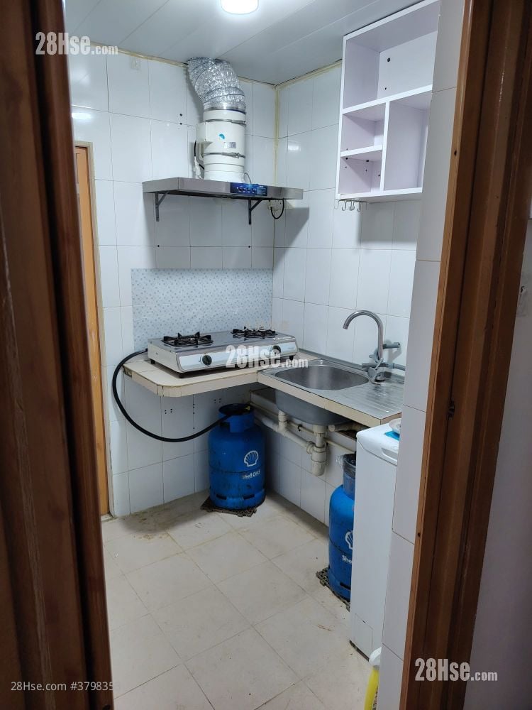 Chung Mei Building Rental 2 Bedrooms , 1 Bathroom 420 ft²