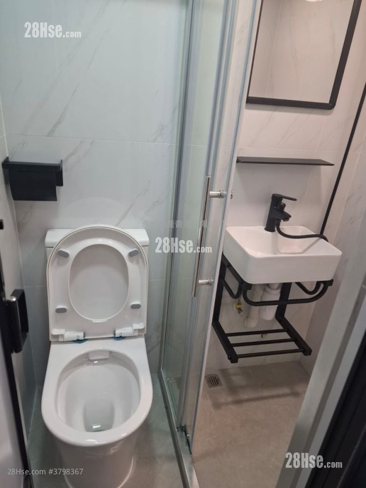 鸿福大楼 租盘 1 浴室 140 平方尺