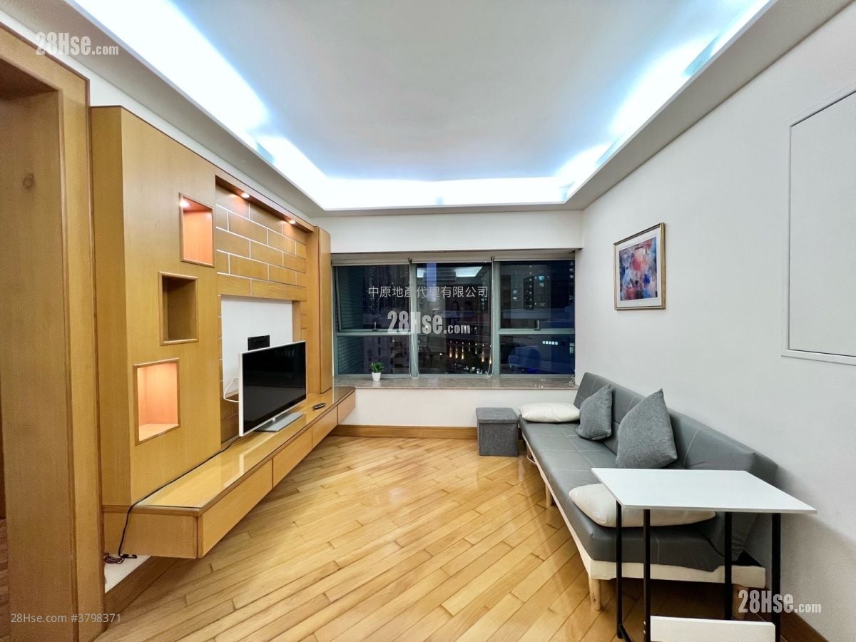 Aquamarine Sell 2 Bedrooms 494 ft²