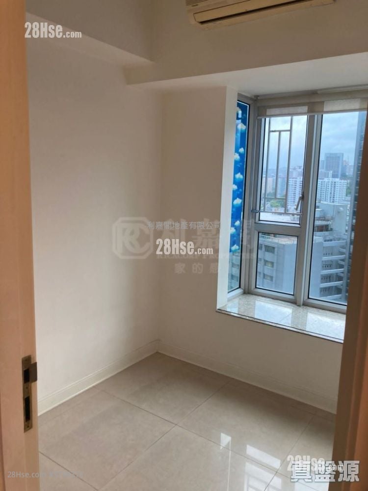 Banyan Garden Sell 2 Bedrooms , 1 Bathroom 434 ft²