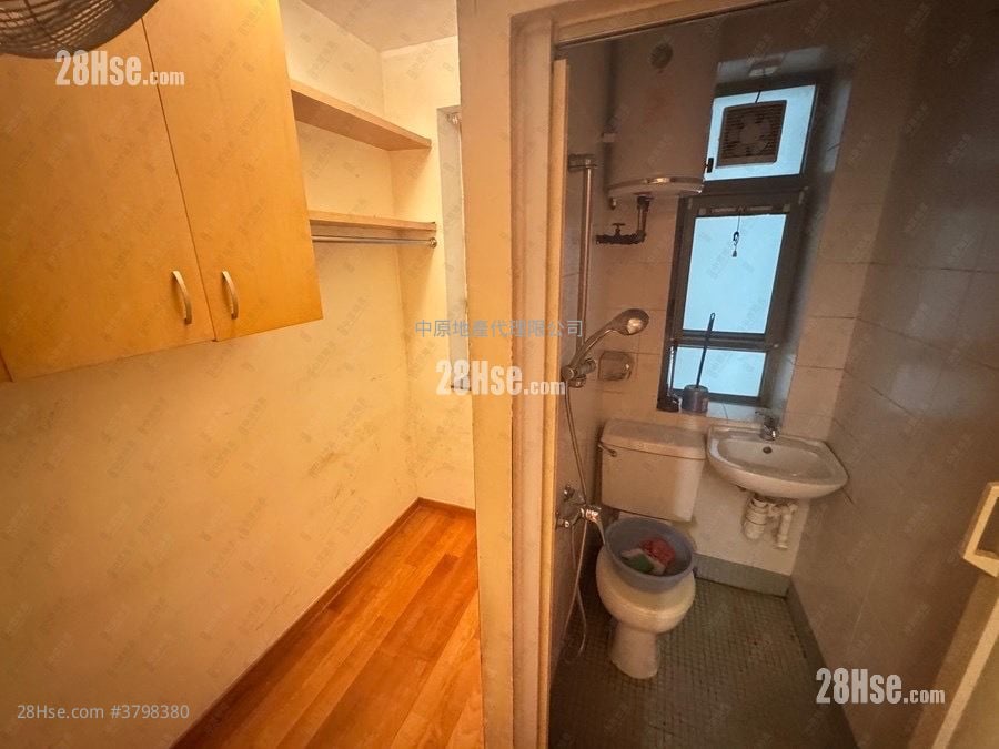 海堤湾畔 售盘 3 房 845 平方尺