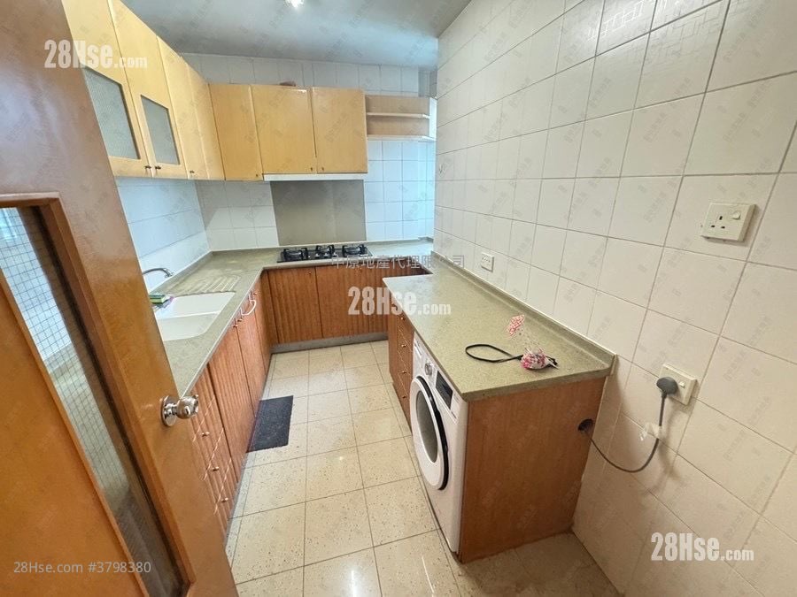 海堤湾畔 售盘 3 房 845 平方尺