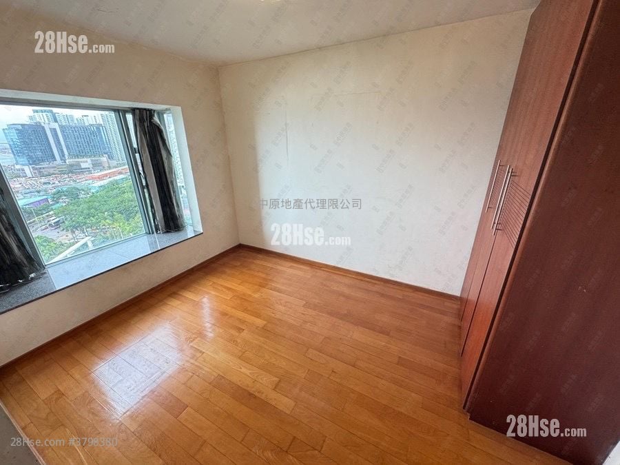 海堤湾畔 售盘 3 房 845 平方尺