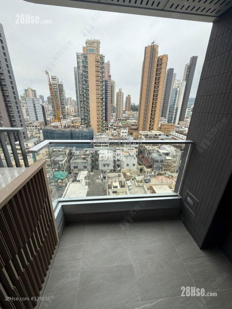 南首 租盘 2 房 , 1 浴室 351 平方尺