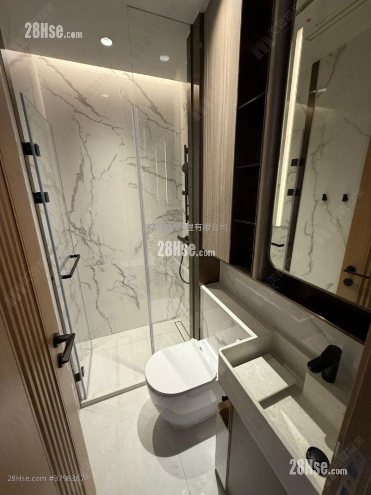 南首 租盘 2 房 , 1 浴室 351 平方尺