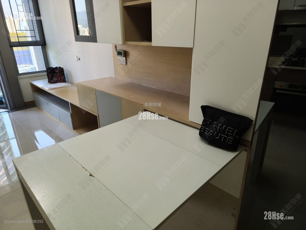 Aurora Rental 2 Bedrooms , 1 Bathroom 444 ft²