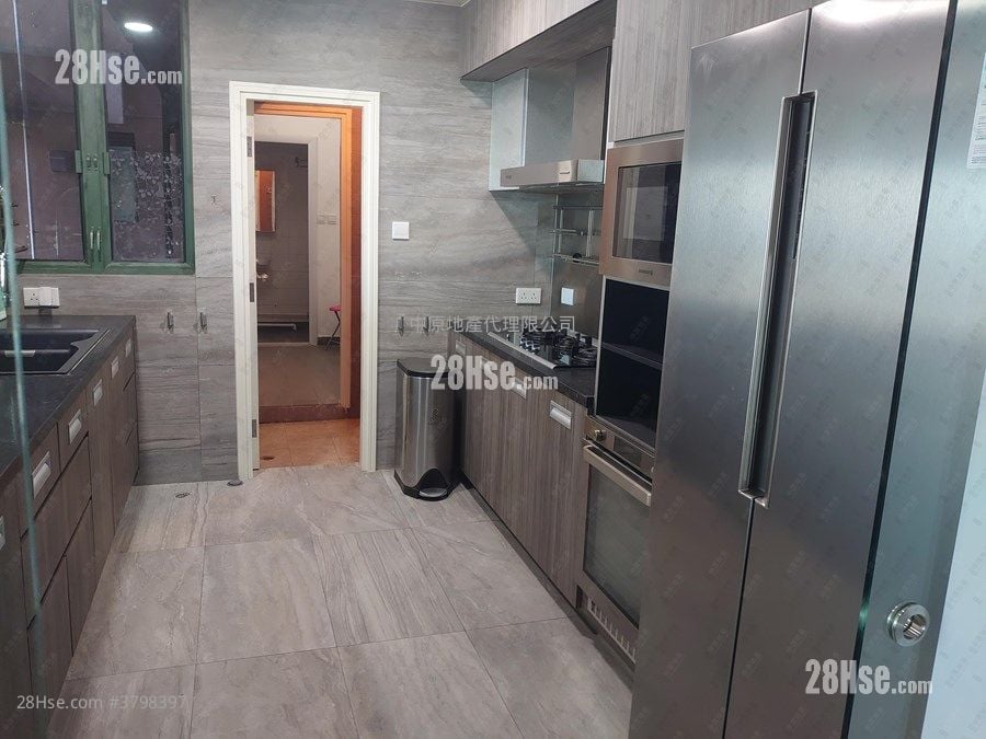 鹿茵山庄 售盘 3 房 1,415 平方尺