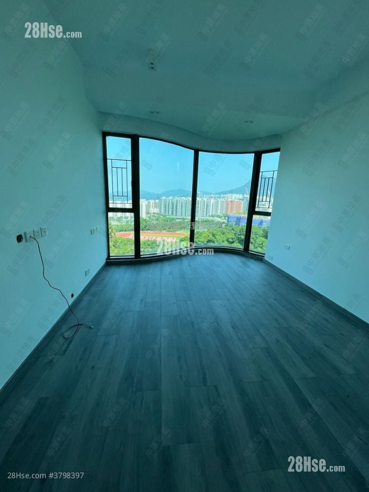 鹿茵山庄 售盘 3 房 1,415 平方尺