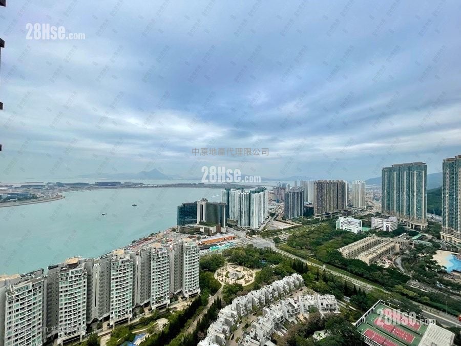 Coastal Skyline Sell 3 Bedrooms , 2 Bathrooms 777 ft²