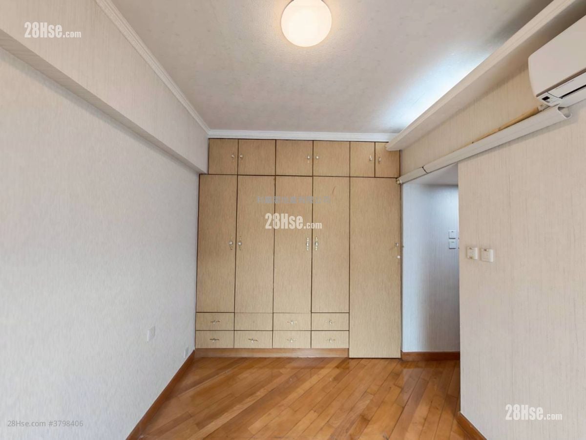 朗晴居 售盘 3 房 , 1 浴室 739 平方尺