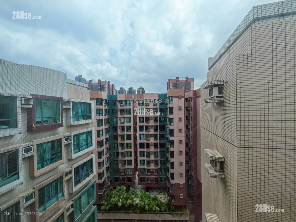 朗晴居 售盘 3 房 , 1 浴室 739 平方尺