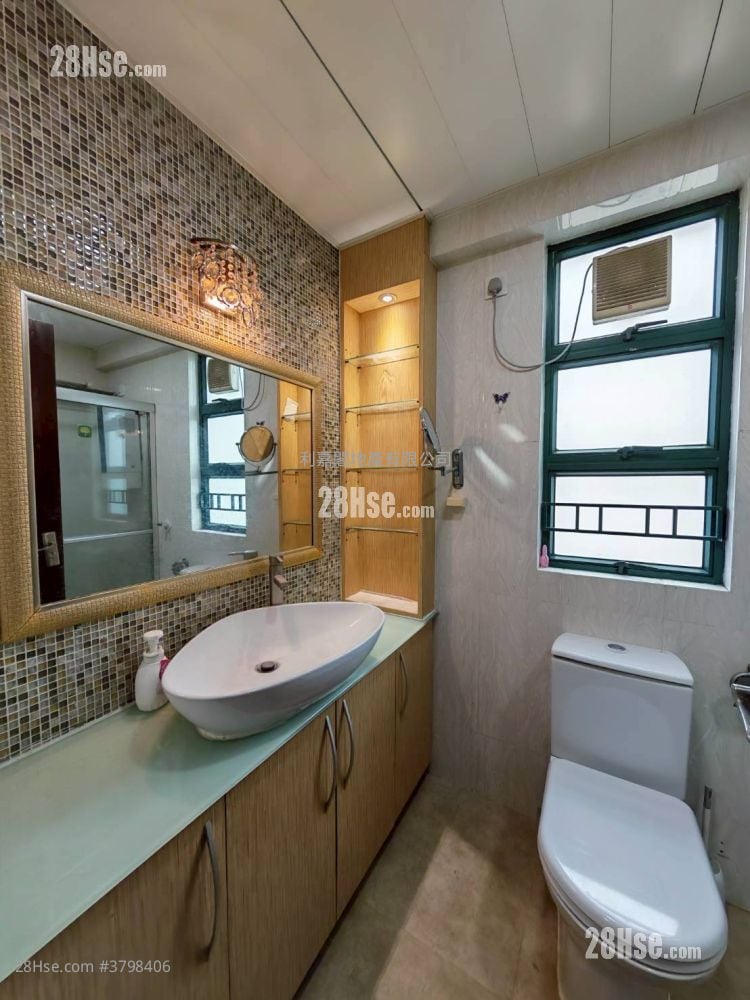 朗晴居 售盘 3 房 , 1 浴室 739 平方尺