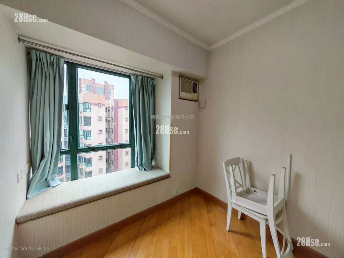 朗晴居 售盘 3 房 , 1 浴室 739 平方尺