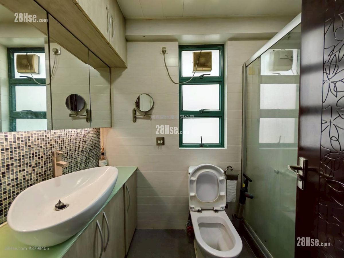 朗晴居 售盘 3 房 , 1 浴室 739 平方尺