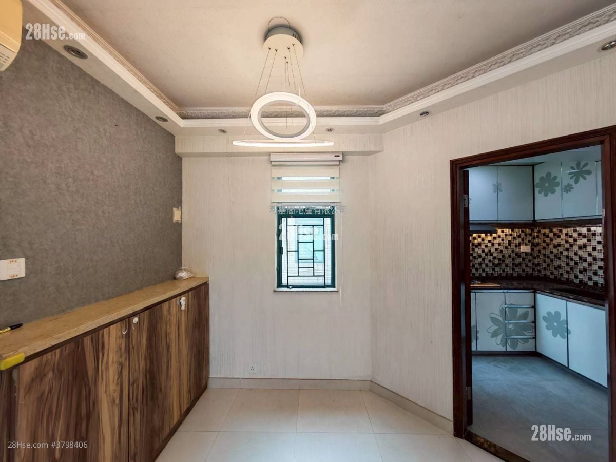 朗晴居 售盘 3 房 , 1 浴室 739 平方尺