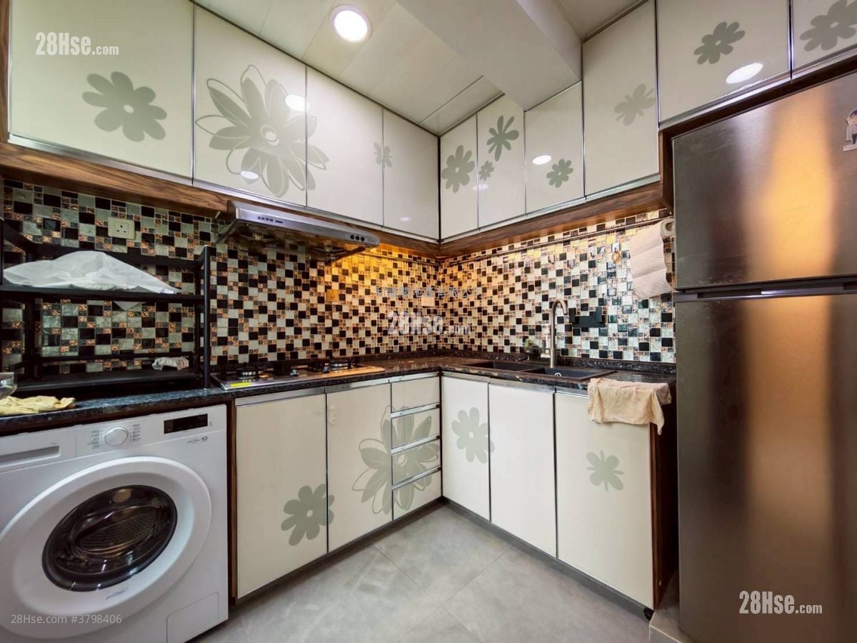 朗晴居 售盘 3 房 , 1 浴室 739 平方尺