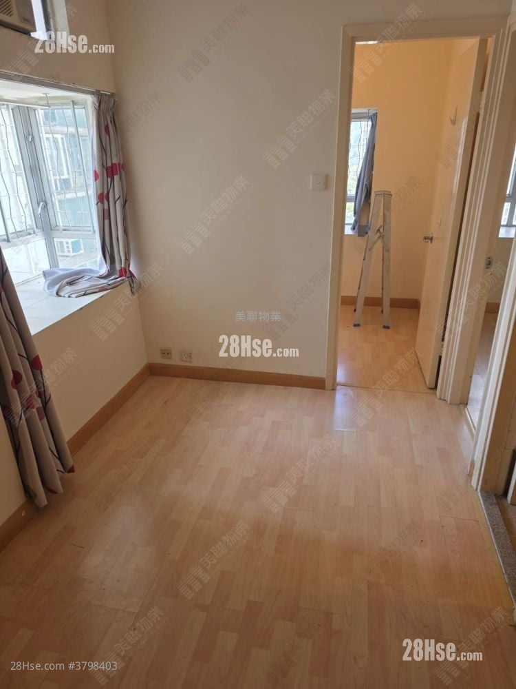 厅: 沙田第一城 售盘 2 房 , 1 浴室 284 平方尺