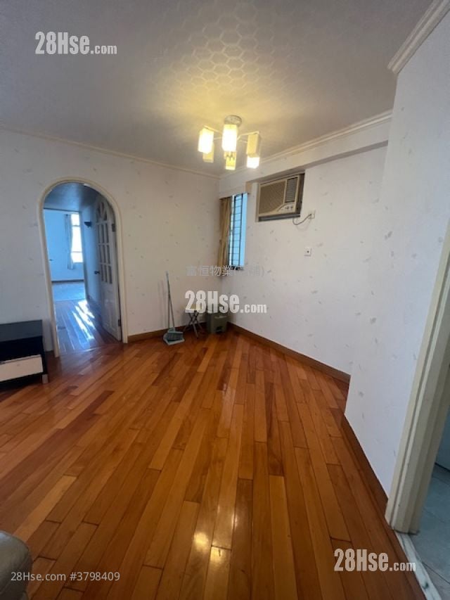 Whampoa Garden Sell 3 Bedrooms 639 ft²