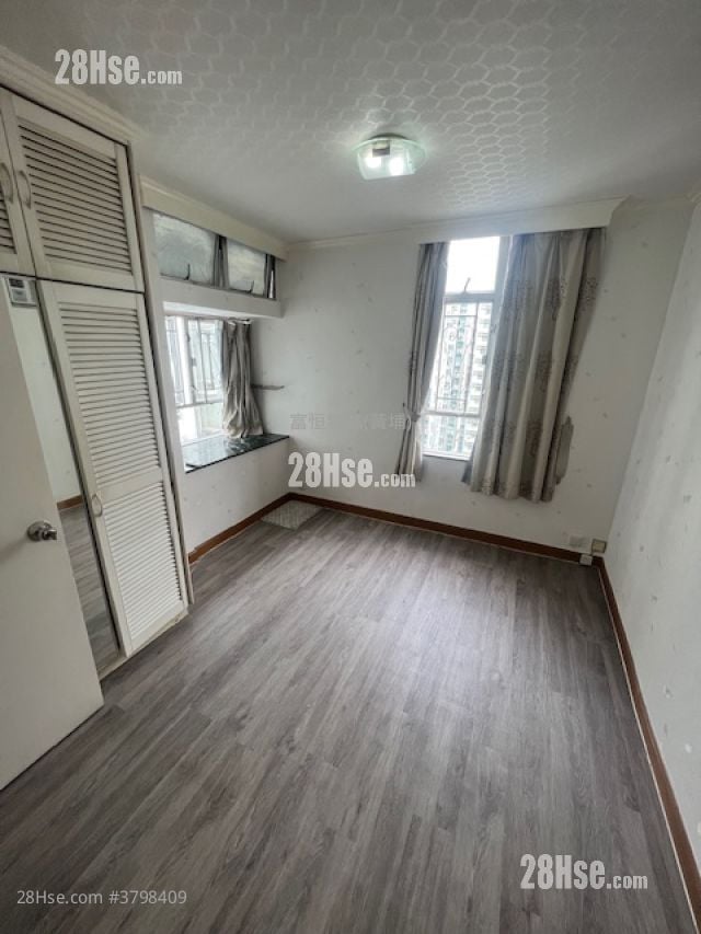 Whampoa Garden Sell 3 Bedrooms 639 ft²