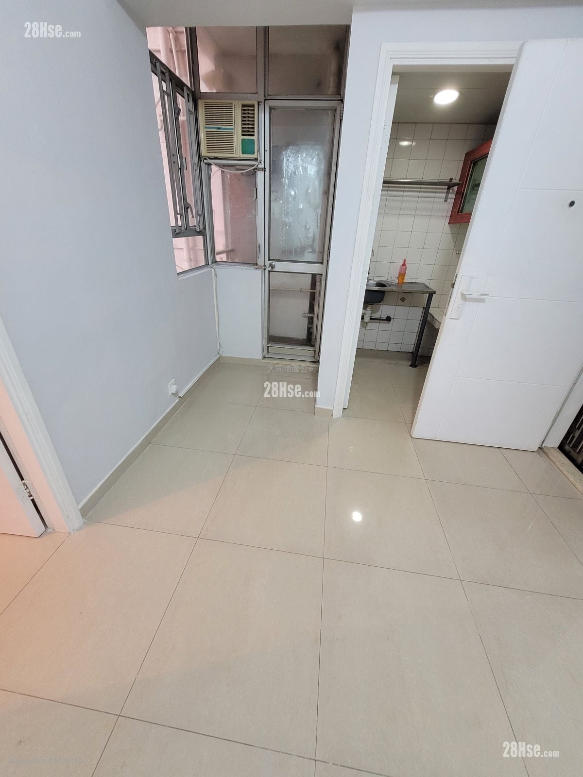 大同新村 租盘 1 房 274 平方尺