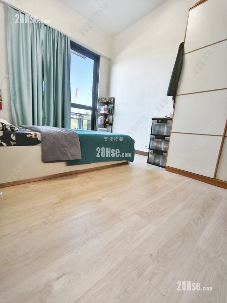 Helene Terrace Rental 3 Bedrooms , 2 Bathrooms 847 ft²