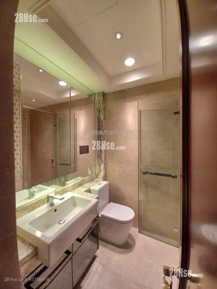 The Avenue Rental Studio , 1 Bathroom 339 ft²