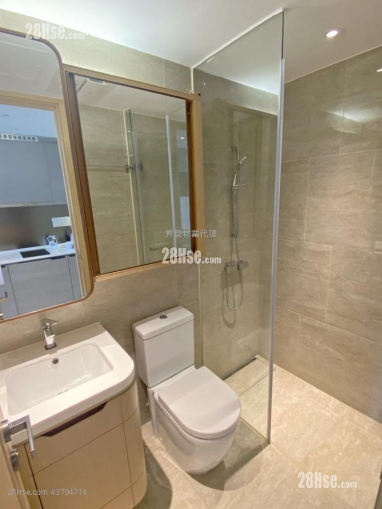 Upper East Rental Studio , 1 Bathroom 228 ft²