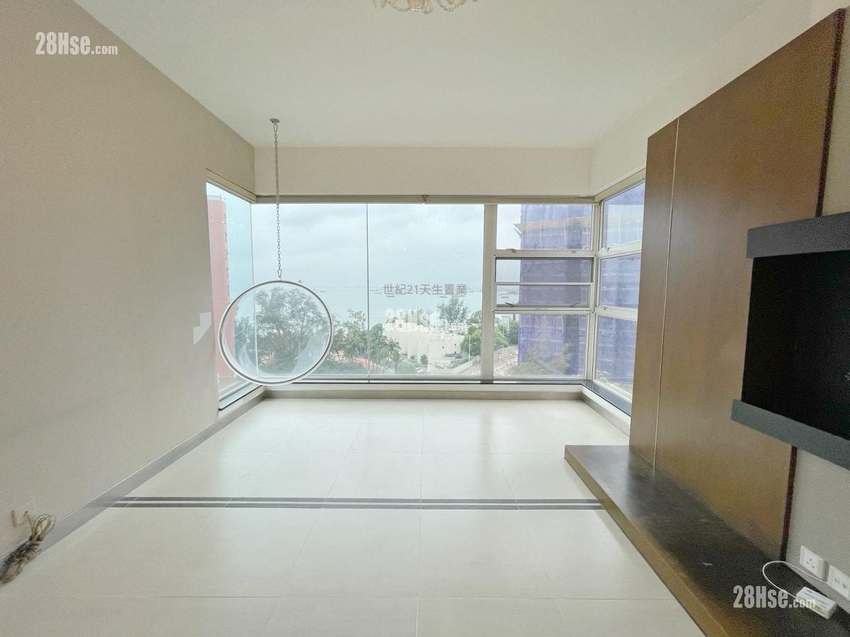 Palm Beach Sell 4 Bedrooms , 2 Bathrooms 1,603 ft²