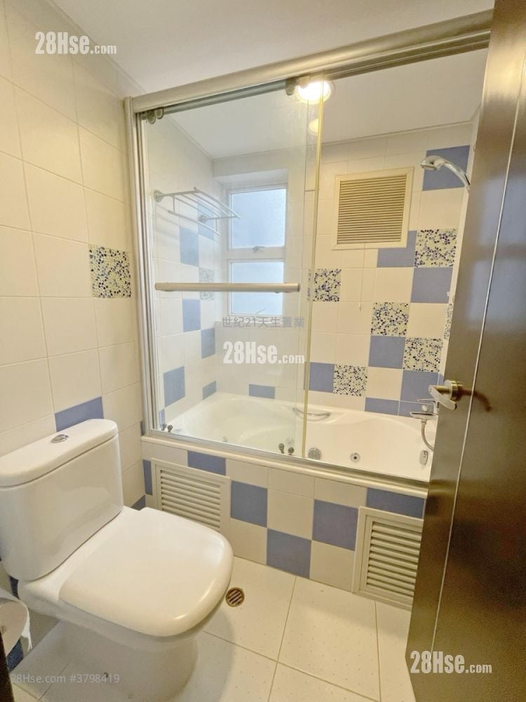 Palm Beach Sell 4 Bedrooms , 2 Bathrooms 1,603 ft²