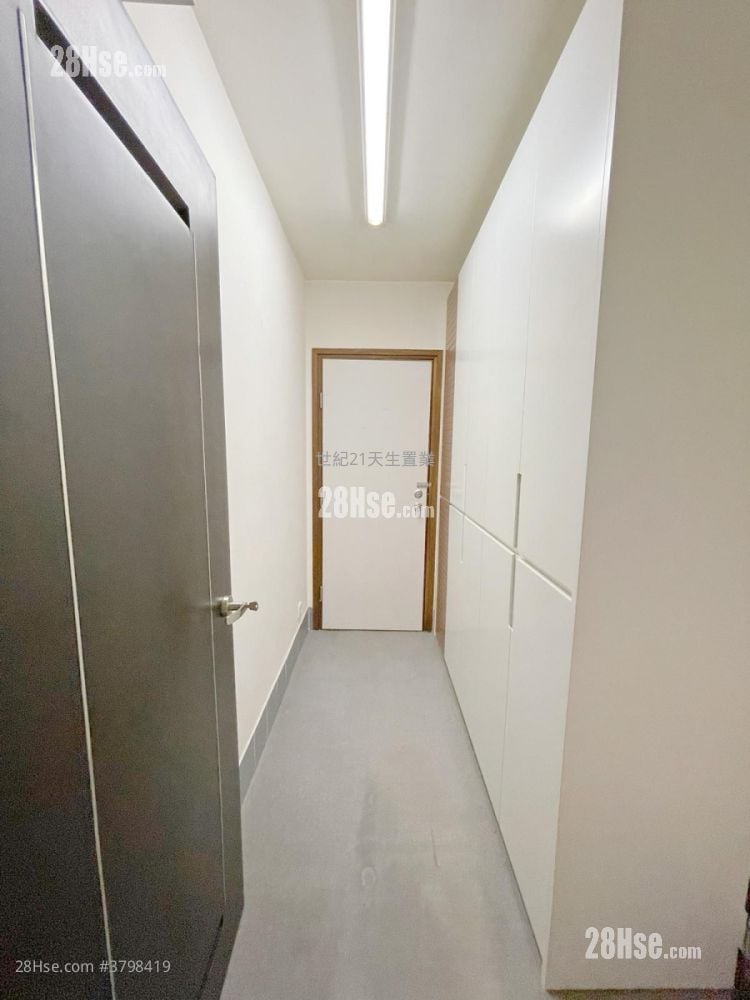 Palm Beach Sell 4 Bedrooms , 2 Bathrooms 1,603 ft²