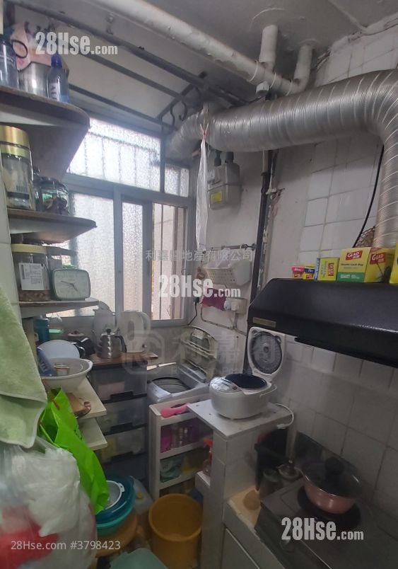 华明邨 售盘 1 房 , 1 浴室 443 平方尺