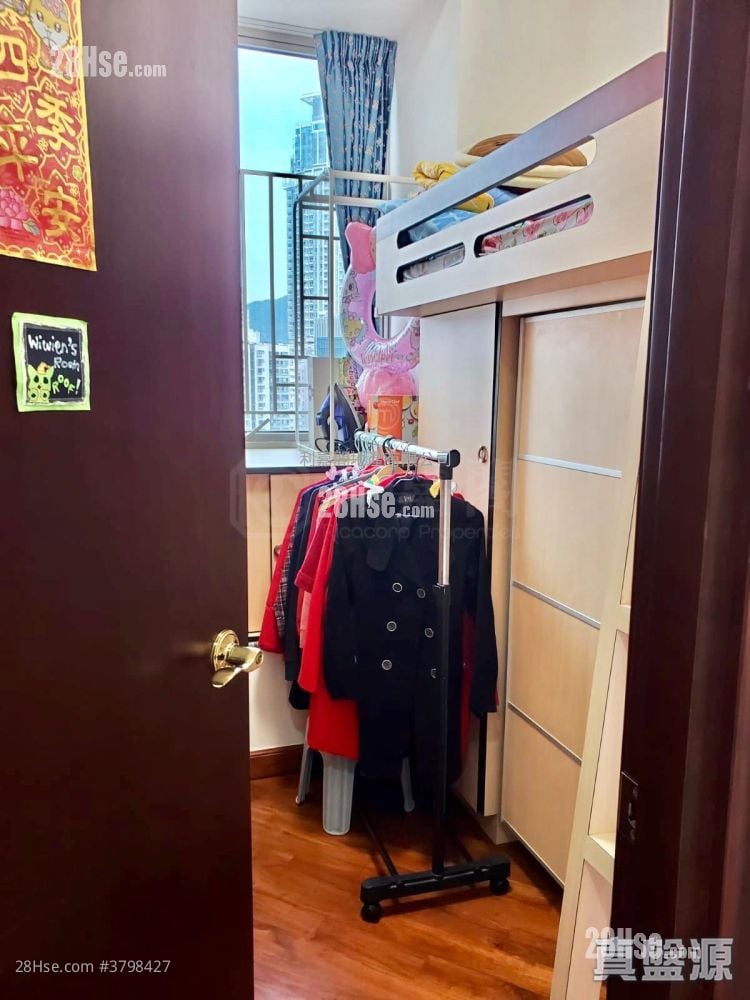 The Hermitage Sell 3 Bedrooms , 2 Bathrooms 773 ft²