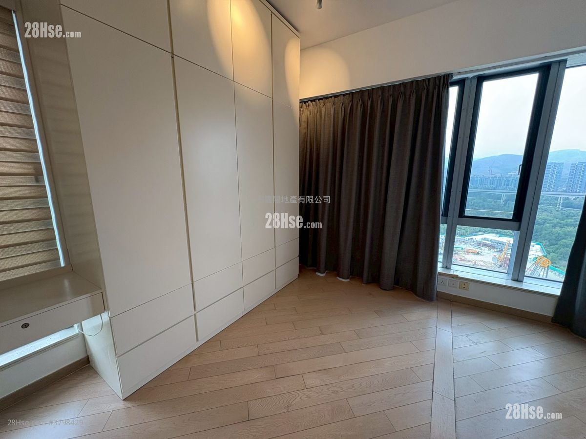 峻峦 租盘 724 平方尺