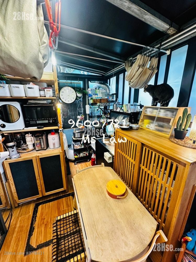 村屋 售盘 3 房 , 2 浴室